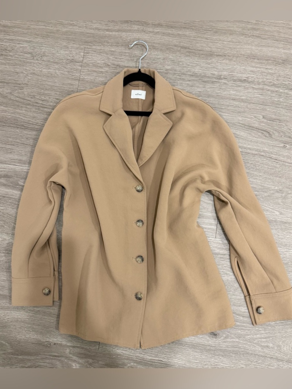 Aritzia Wilfred button down shirt XXS